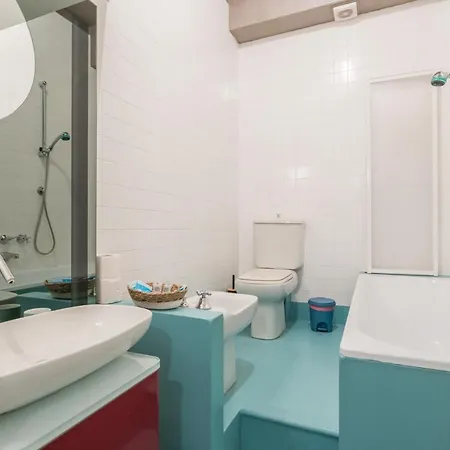 The Rent - Three-bedroom Near Borghese *