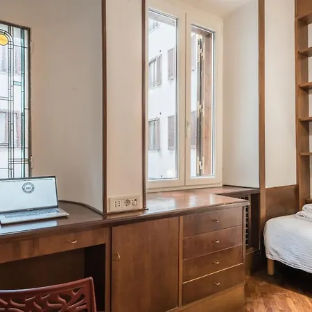 Apartment The Rent - Three-bedroom Near Borghese Rome